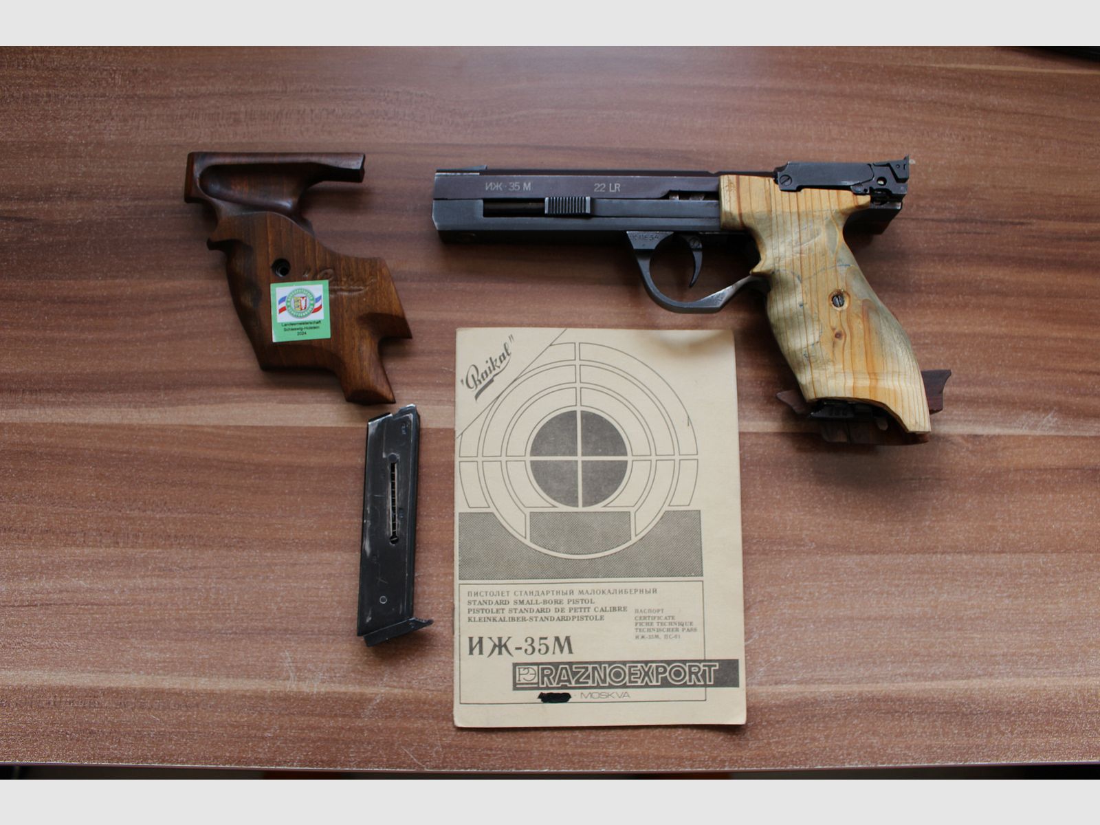 Verkoop halfautomatisch pistool CZ-Shadow Line II.