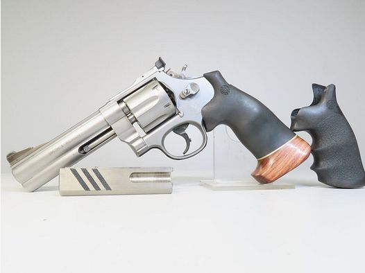 Smith & Wesson 625 con canna da 5 pollici - Modello del 1989
