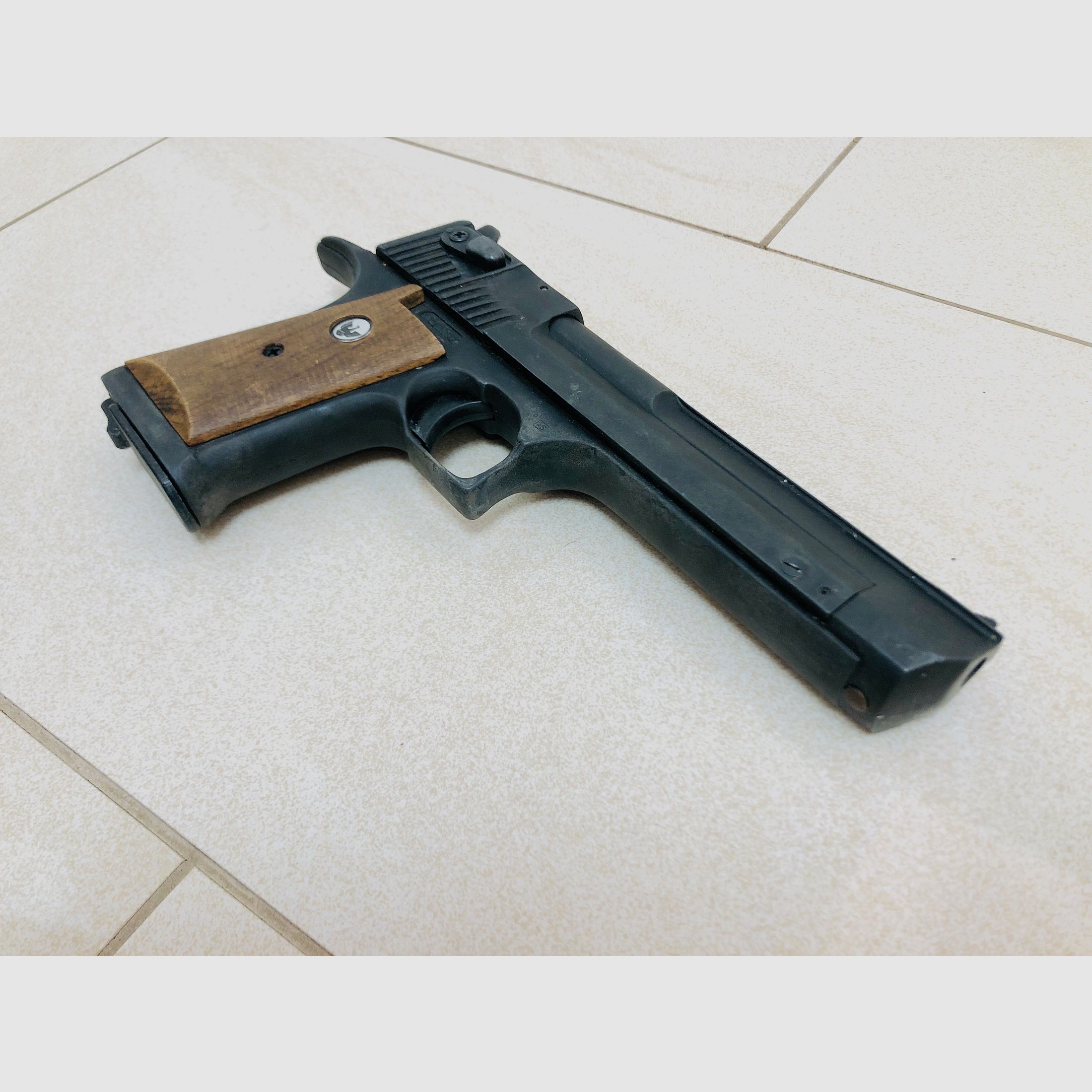 ••• ME Combat Eagle / 8mm Knall / PTB 448 ( Desert Eagle ) •••