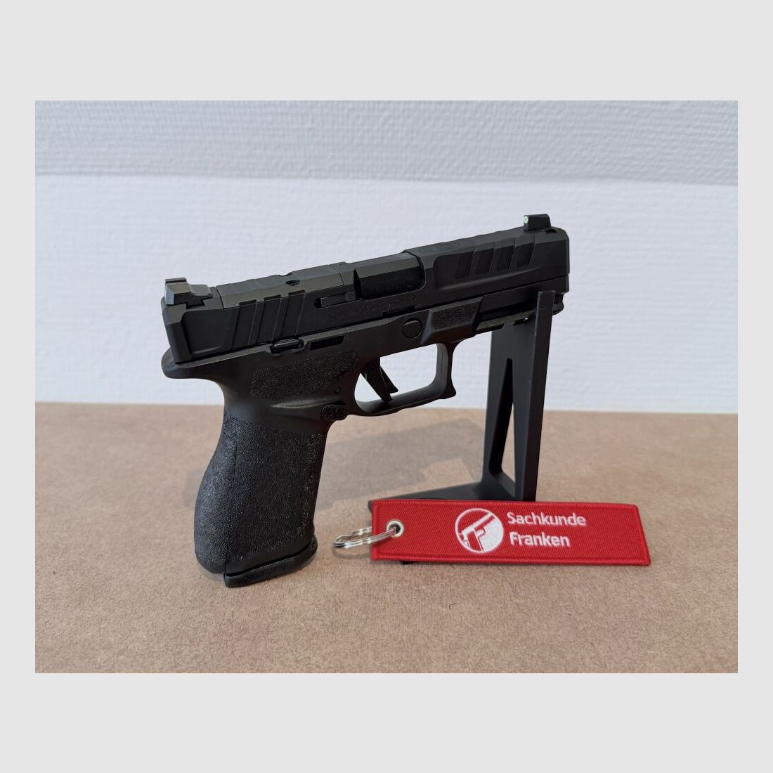 Springfield Armory Echelon Compact 4" Black 9mmLuger