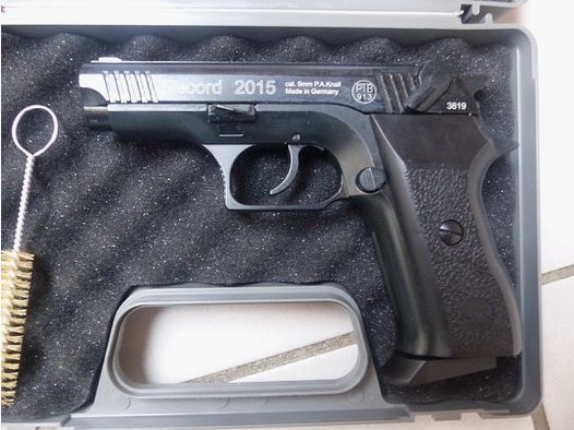 Record 2015 Cal. 9mm PAK Nuevo con maletín, vaso lanzador, cepillo, manual de colección