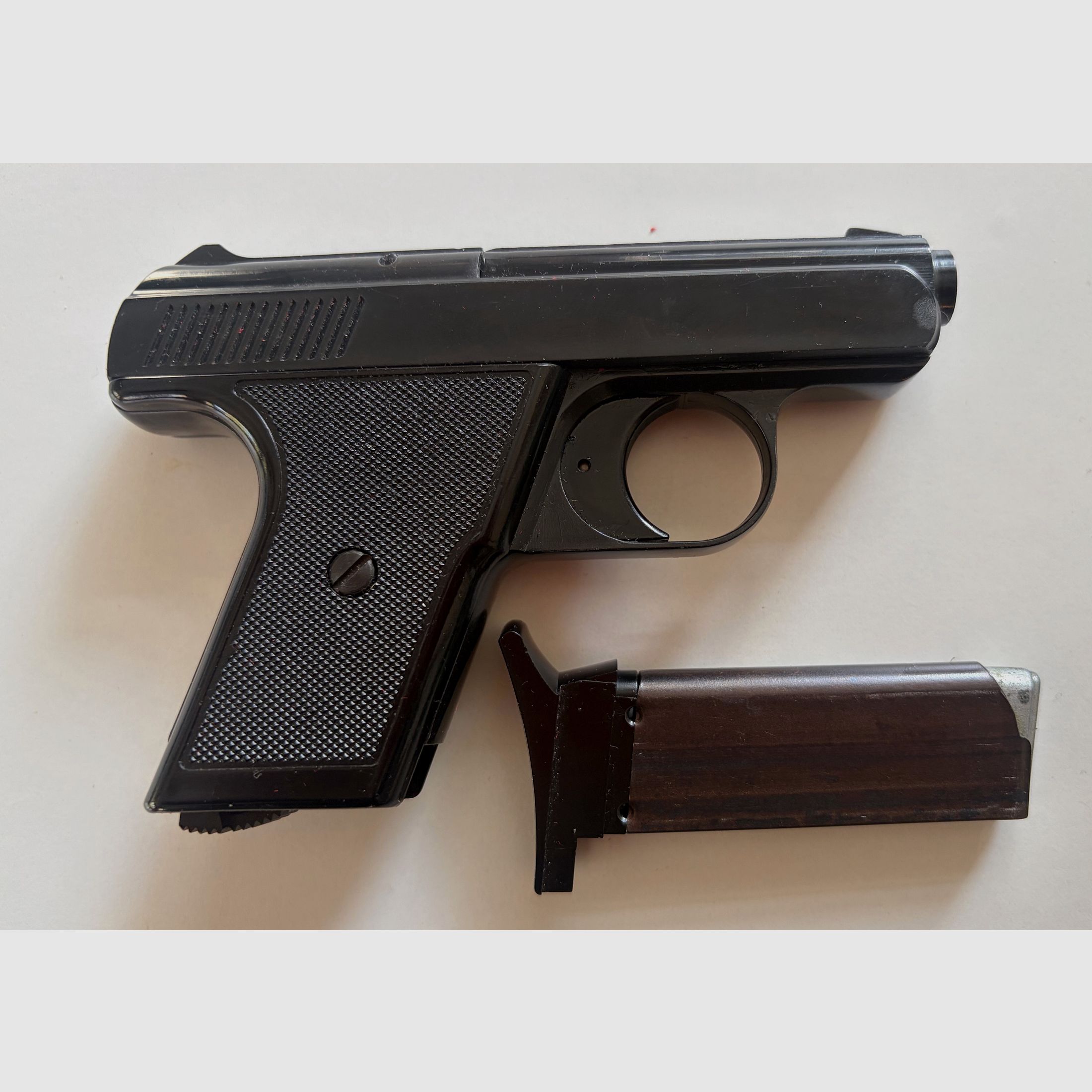 Reck Mod. FBI 8000 8mm Schreckschuss