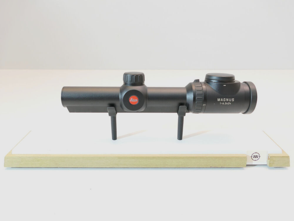 Leica Magnus