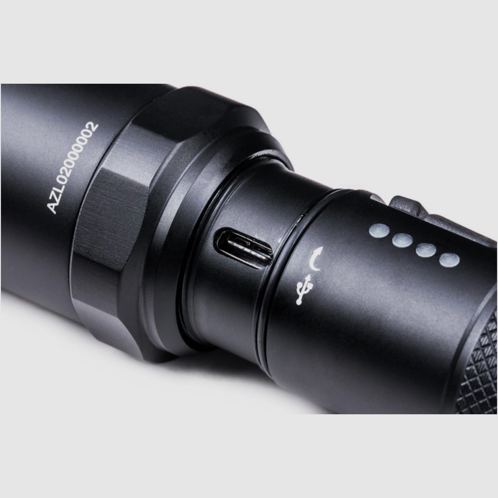 NEXTORCH P80 1.300 Lumen Einsatz LED Taschenlampe 280m Reichweite