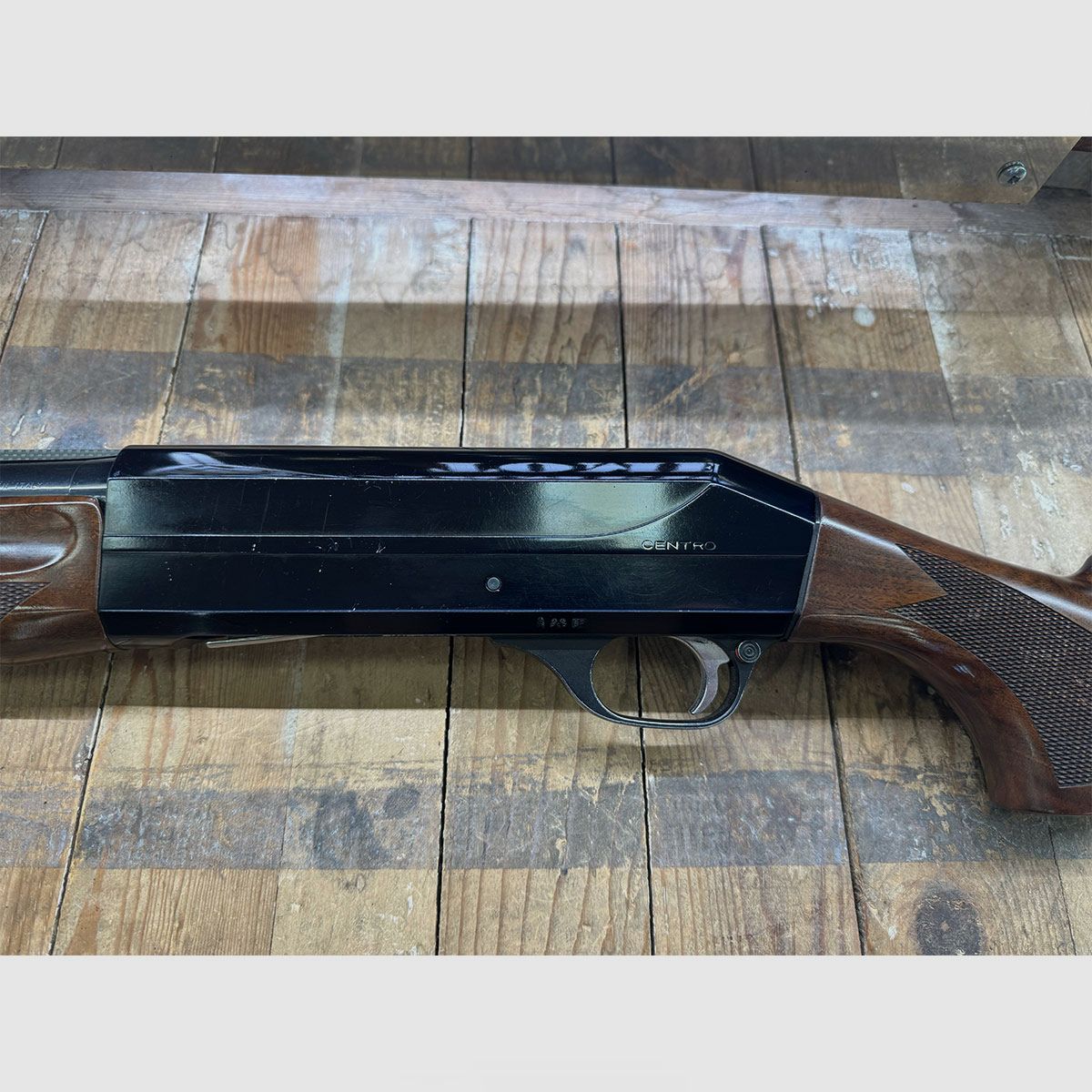 GEBRAUCHT – SEMIAUTOMATISCHES GEWEHR – BENELLI MOD. CENTRO Kal. 12, Bild 4 von 5
