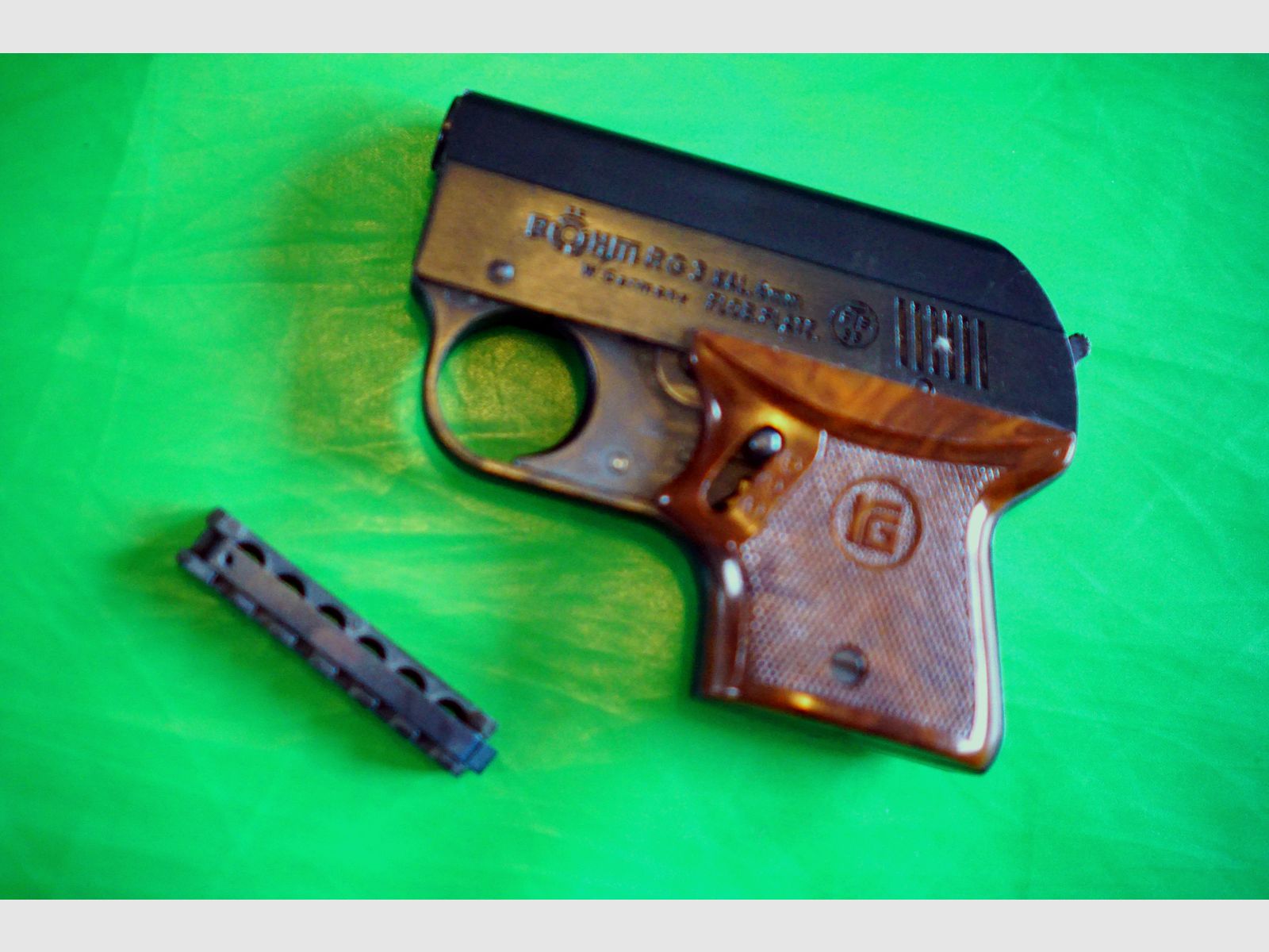 Pistolet d'alarme Röhm RG 3 calibre 6 mm Flobert (PTB 33)