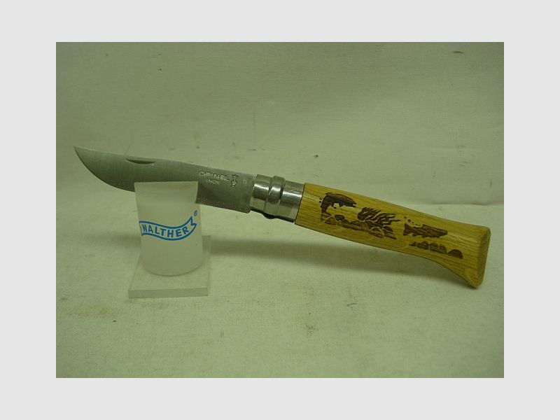 Messer No 08 - geschnitztes Fischmotiv