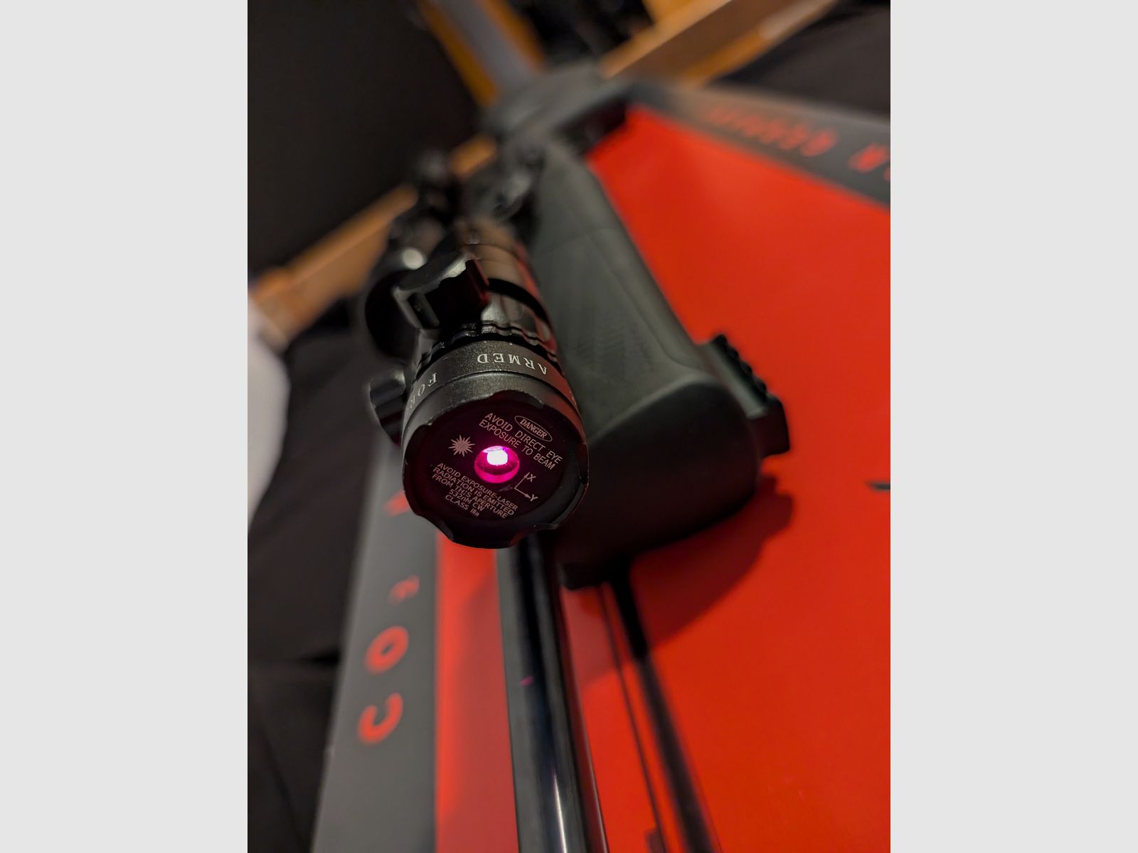 Umarex 850 M2 + Laser (7.5J)