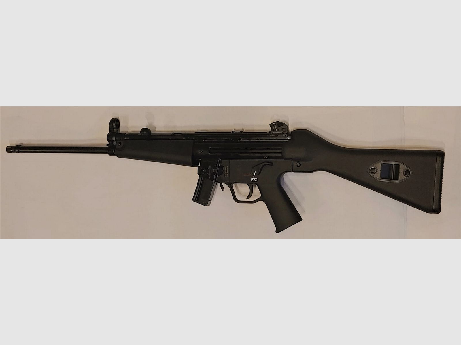 Zelfladend pistool H&K SP5L/MP5L loop 16,5"/419mm, kal. 9x19mm, afbeelding 1 van 2