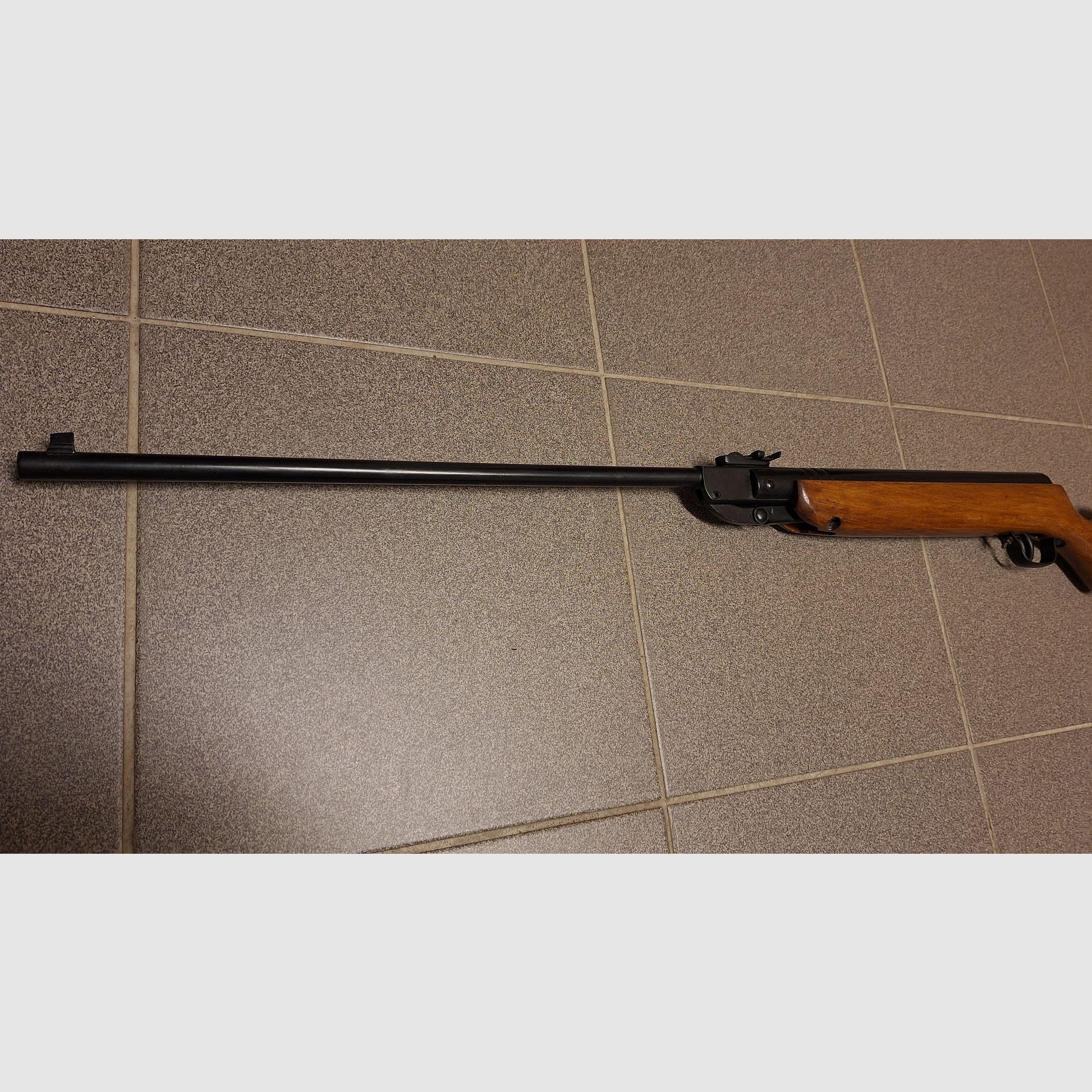 Karabinek pneumatyczny Model 303 Haenel Suhl