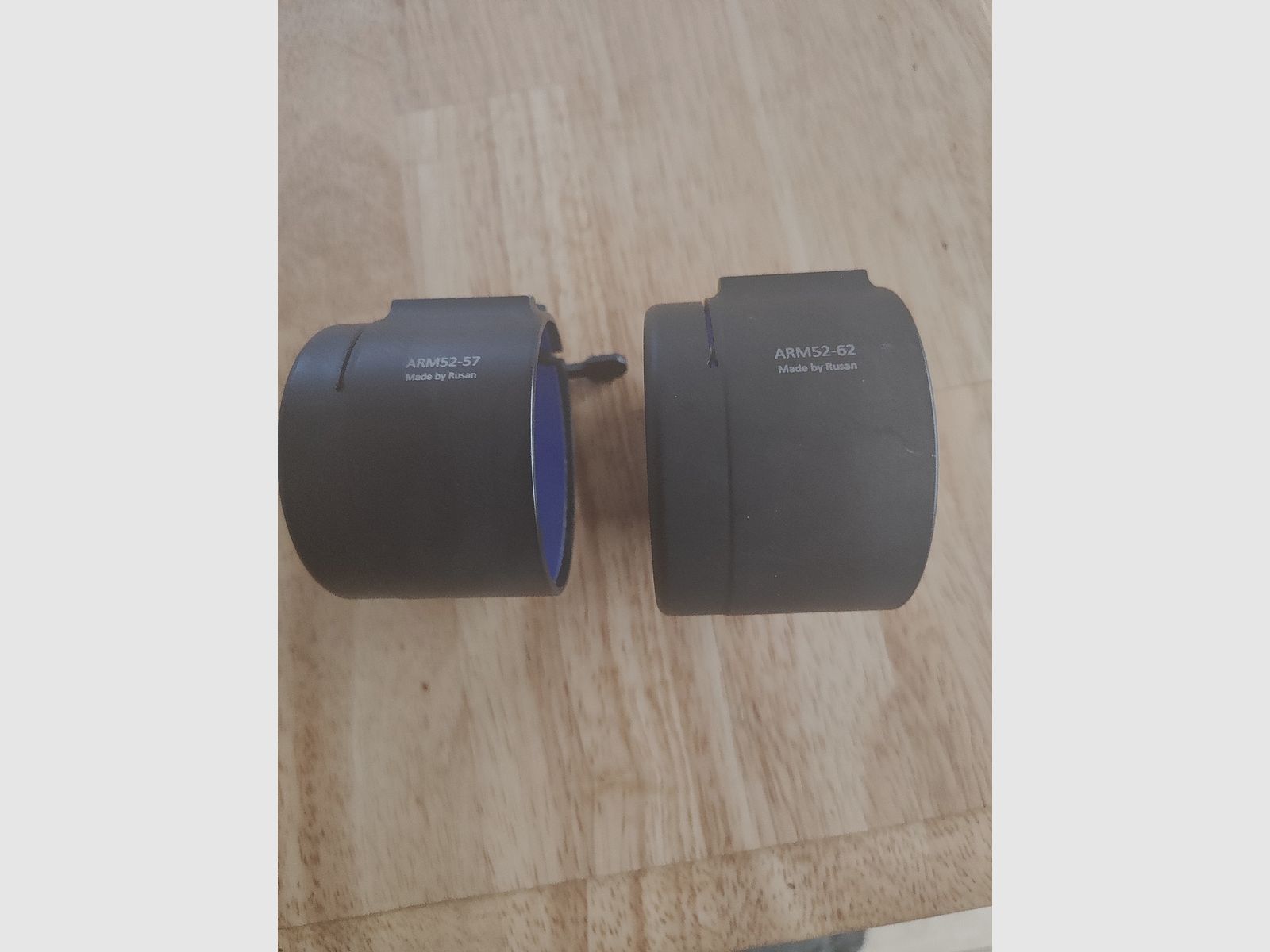 Vends 2 adaptateurs de serrage Rusen