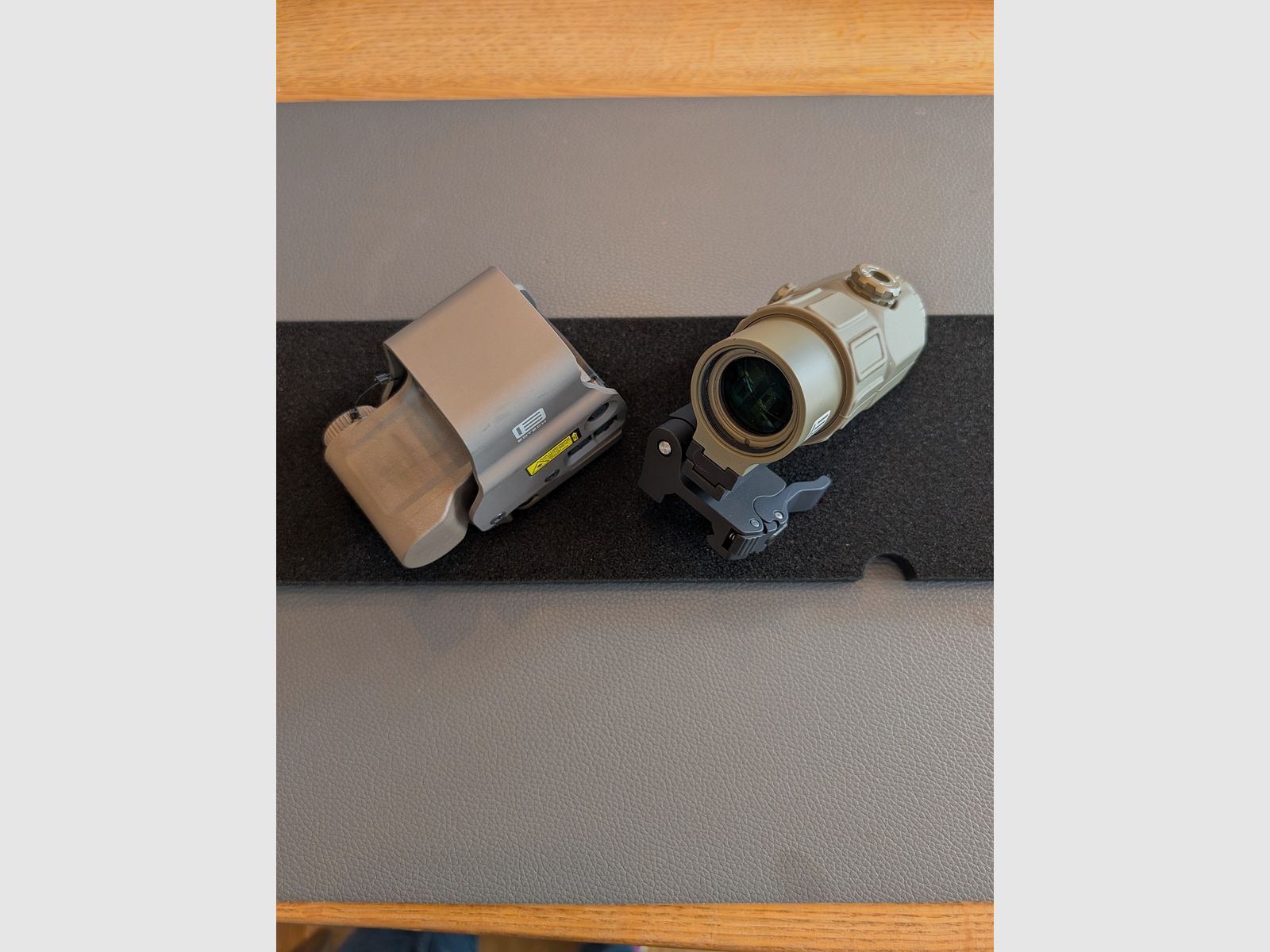 Original EOTech Bundle: EXPS3-2 TAN & G45 Magnifier (5x) TAN STS – Top Zustand