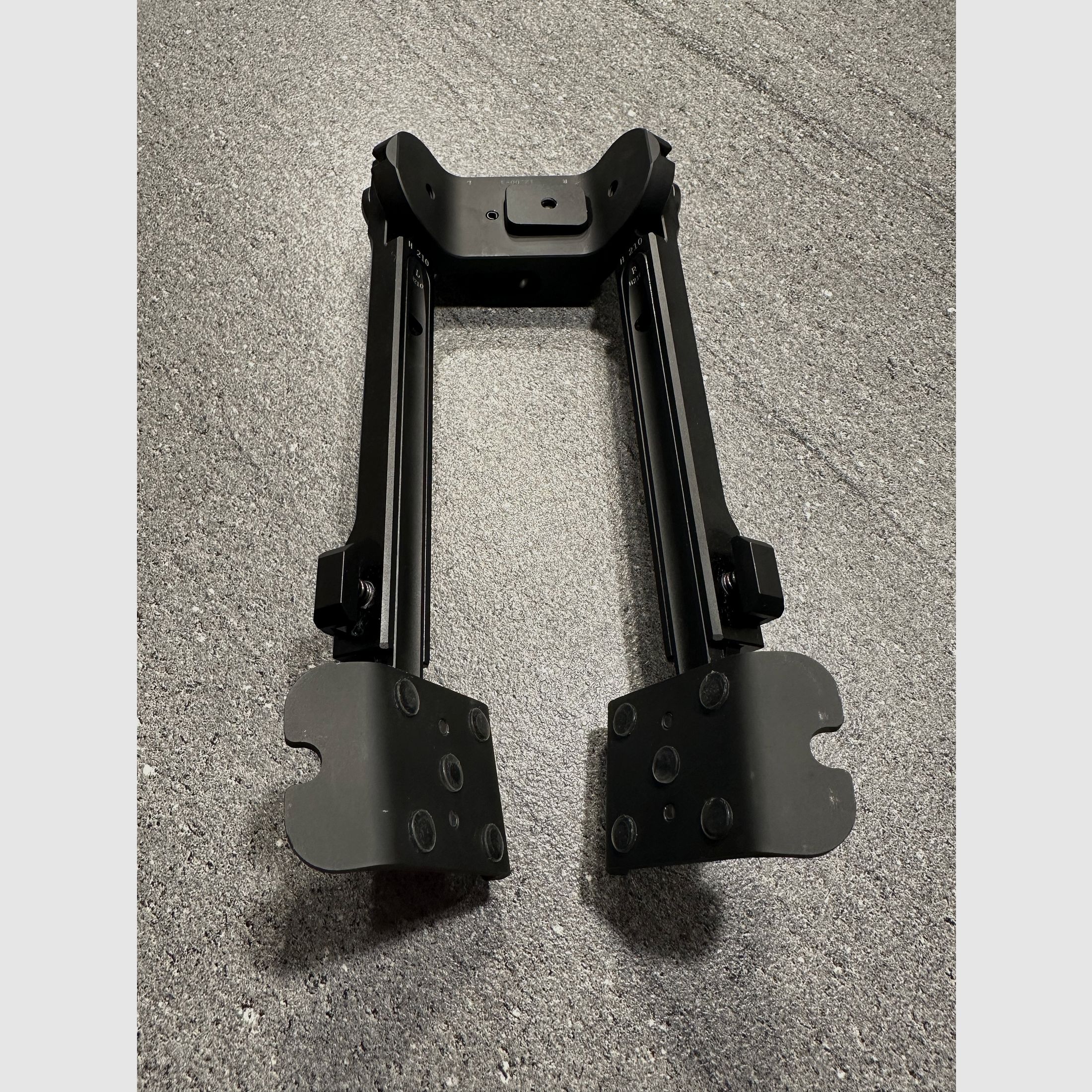 Fortmeier H210 12 o'clock bipod