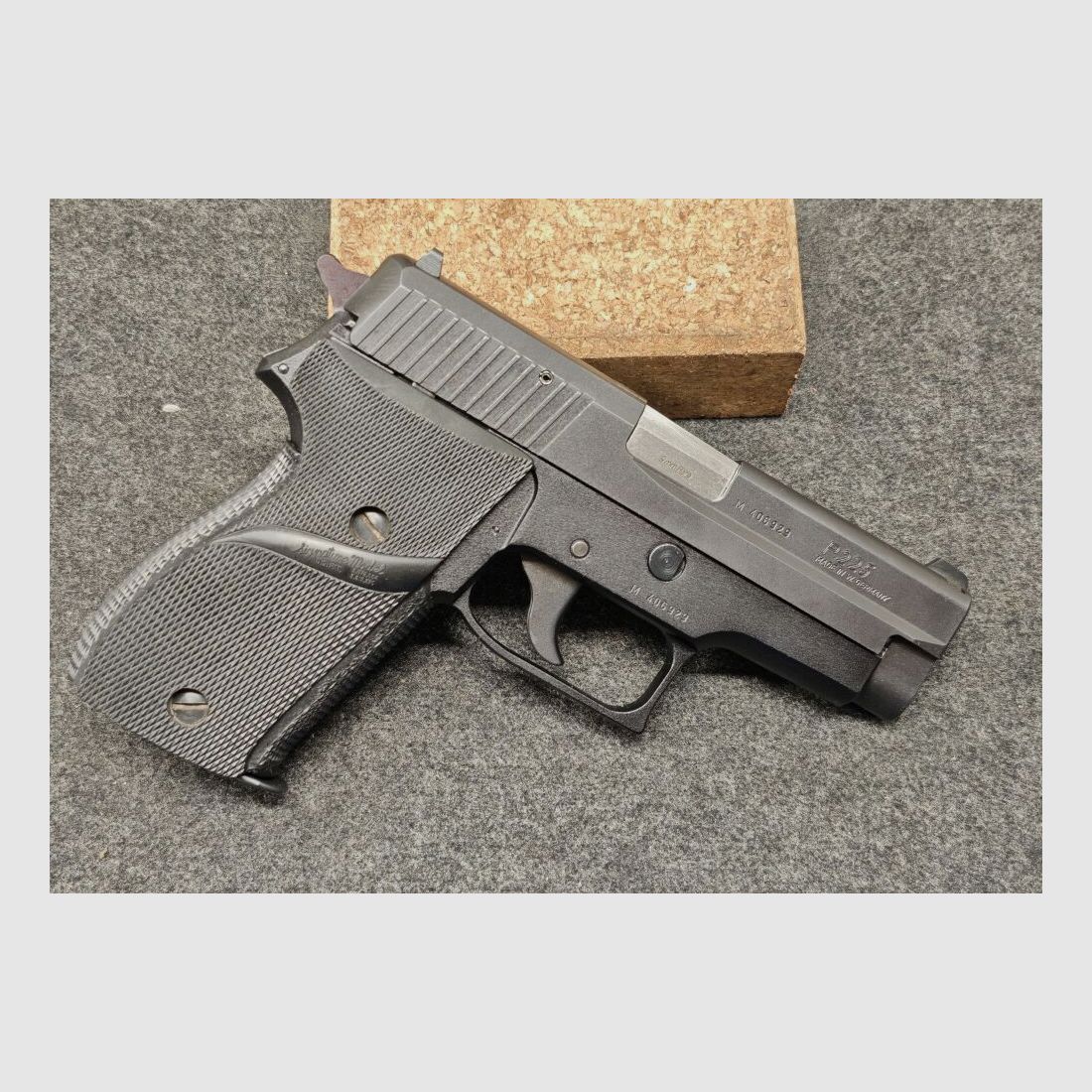 Sig Sauer P225