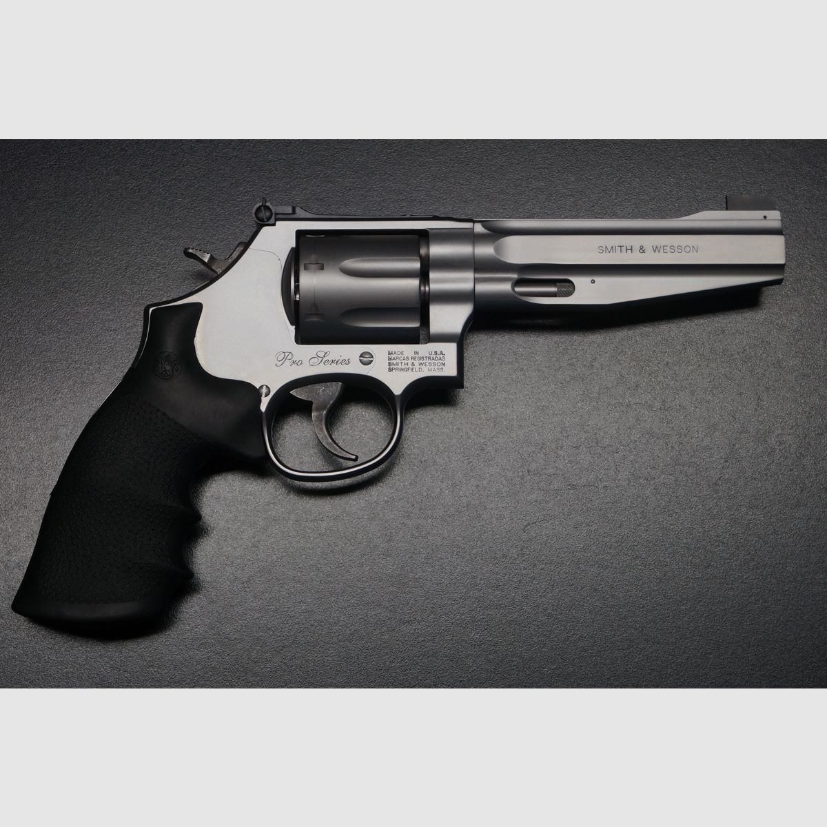 Smith & Wesson Revolver Pro Series Mod. 686 w/Full Moon Clips, Bild 1 von 5