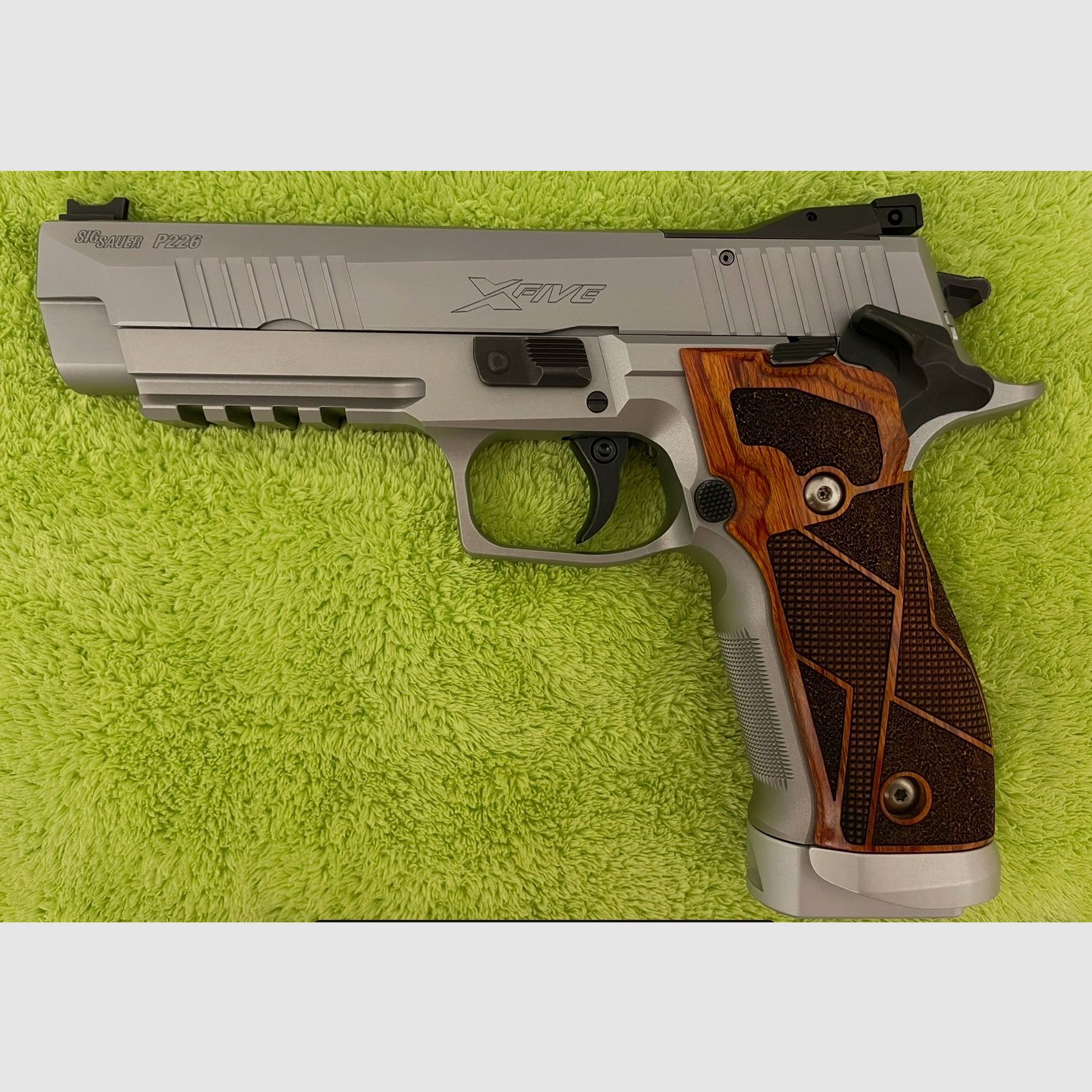 Sig Sauer P226 X5 Classic – Doskonały stan