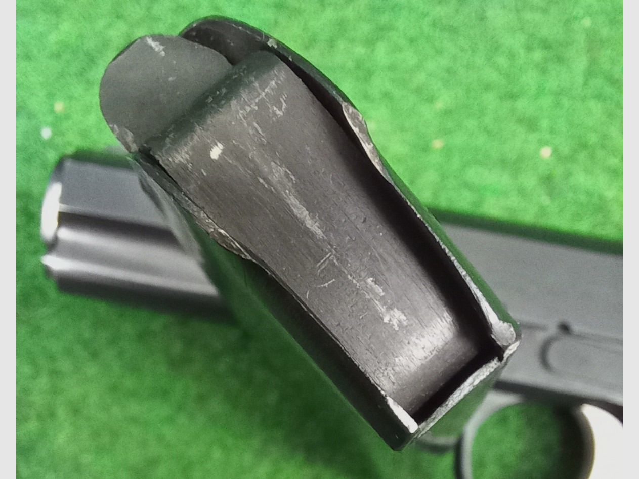 Star B Polizei Niedersachsen 9mm Luge. Patrone 08