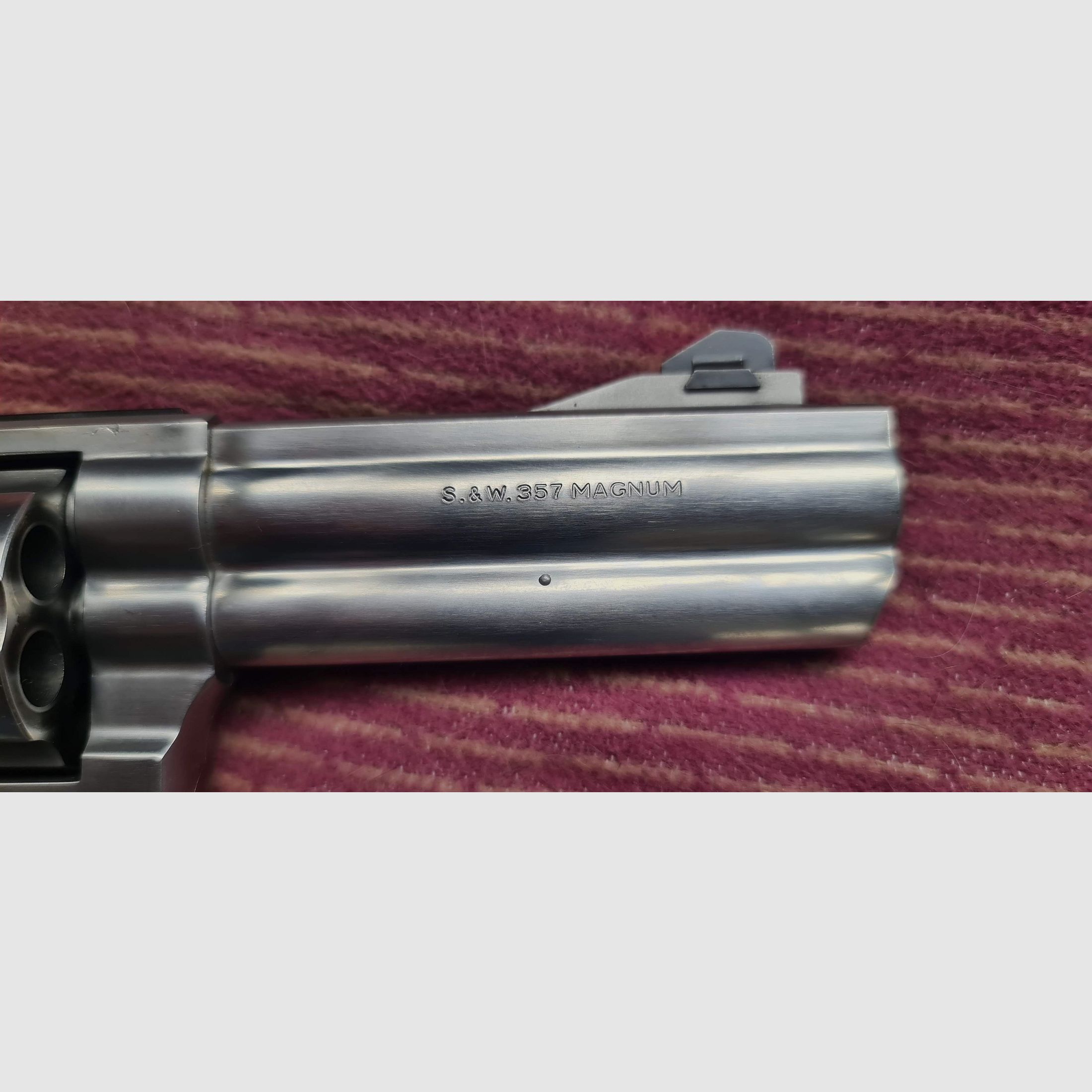 Revolver Smith & Wesson Mod. 686-3, Kal. .357 Magnum/.38 Special aus dem Smith & Wesson Performance Center mit Kompensator und Munition!!, Bild 2 von 10
