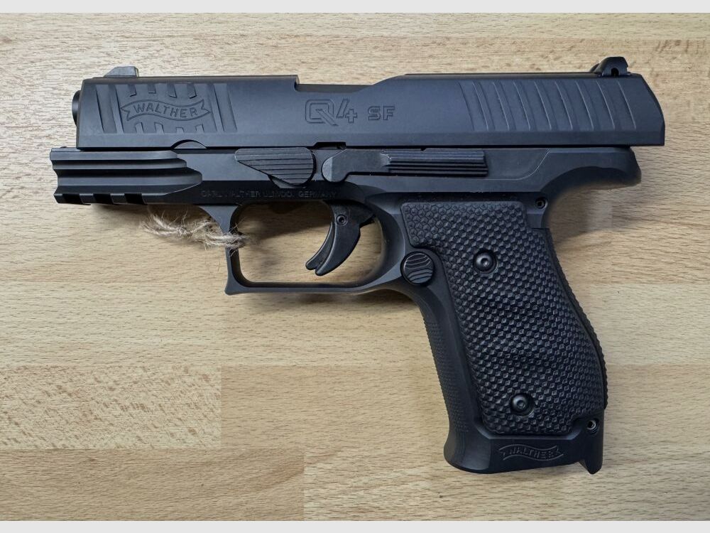 Vorführwaffe Walther halbautom. Pistole Q4 Steel Frame SF 9x19 PS INT 9mm 9mmLuger