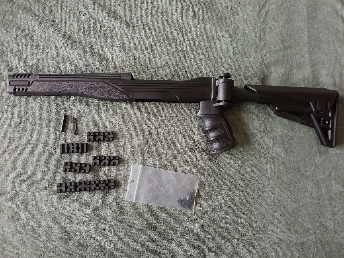 Ruger 10/22 calcio pieghevole calcio a spinta Strikeforce ATI TactLite