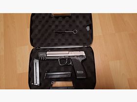 Röhm RG96 Match Nickel Schreckschuss Pistole Kal. 9mm P.A.K. mit 1 extra Magazin