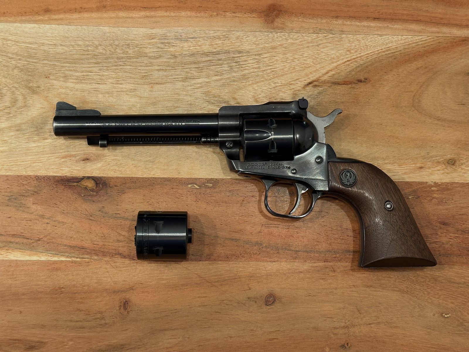 Ruger Single Six Revolver .22lr / .22 WinMag 