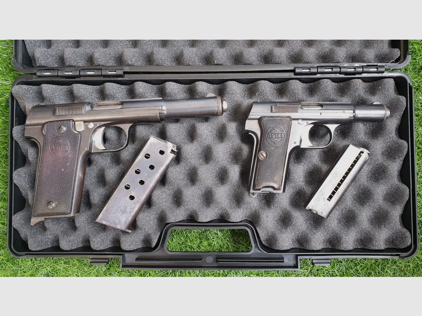 Historic pair of ASTRA 400 and 300 9mm pistols
