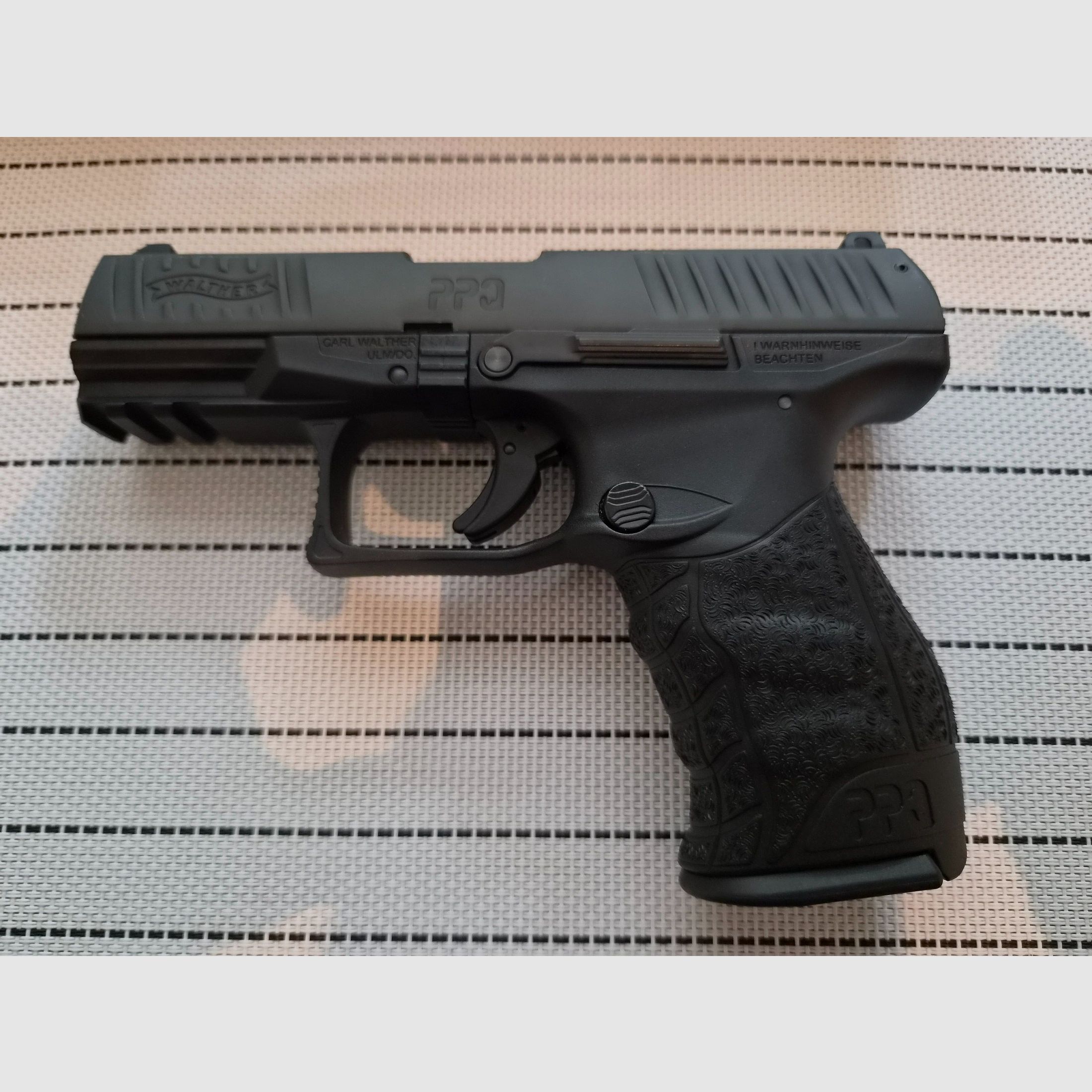 Walther PPQ M2 9mm P.A.K., immagine 1 di 5