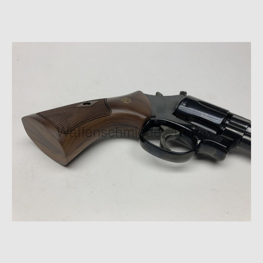 Smith & Wesson 586-8