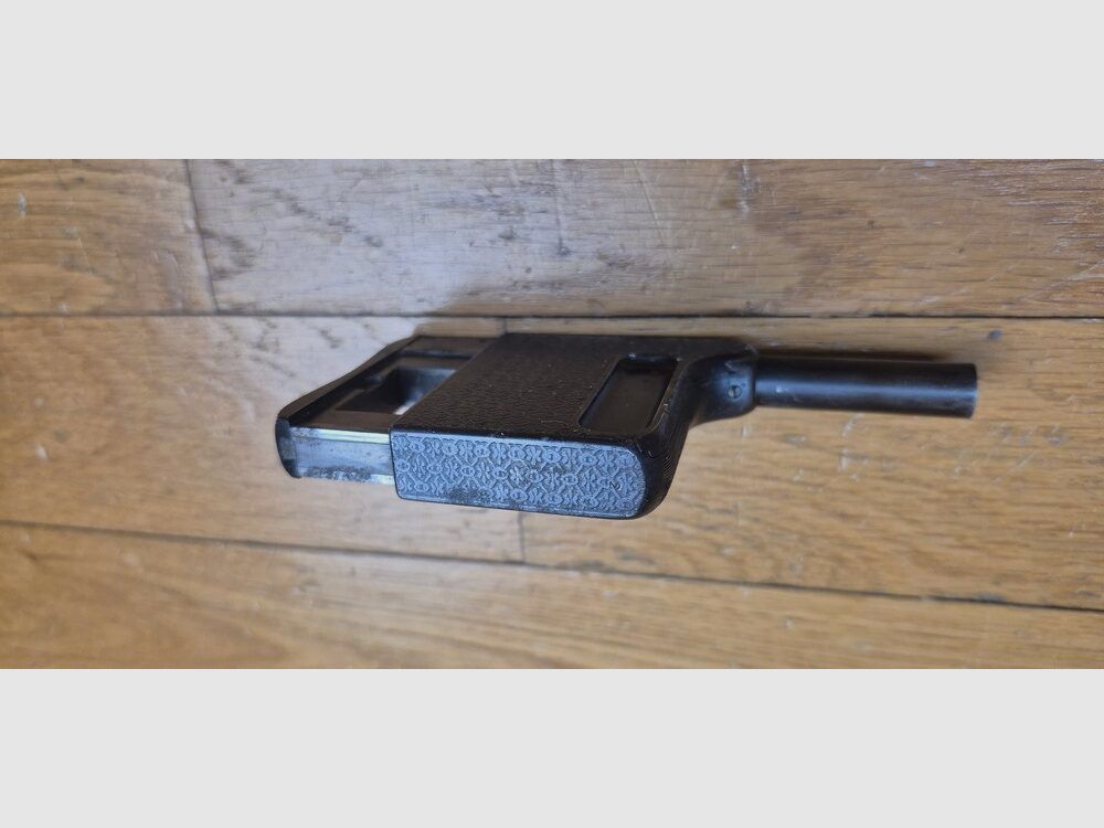 Leuke en vrij ongebruikelijke zakpistool "Le Gaulois" – Ook bekend als "De Zakmachinegeweer" – Model Nr. 2 – Fabricage ManuFrance rond 1895 – Kaliber 8mm Le Gaulois – Wapen met systeem zonder trekker – Semi-automatisch 5 schoten! – Goede esthetische en mechanische staat -TBE, afbeelding 3 van 10