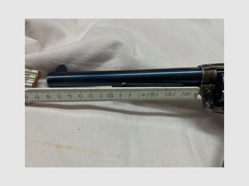 Raridad "HEGE Mod. Army 1873, Cal. .45 corto Knall" Raridad