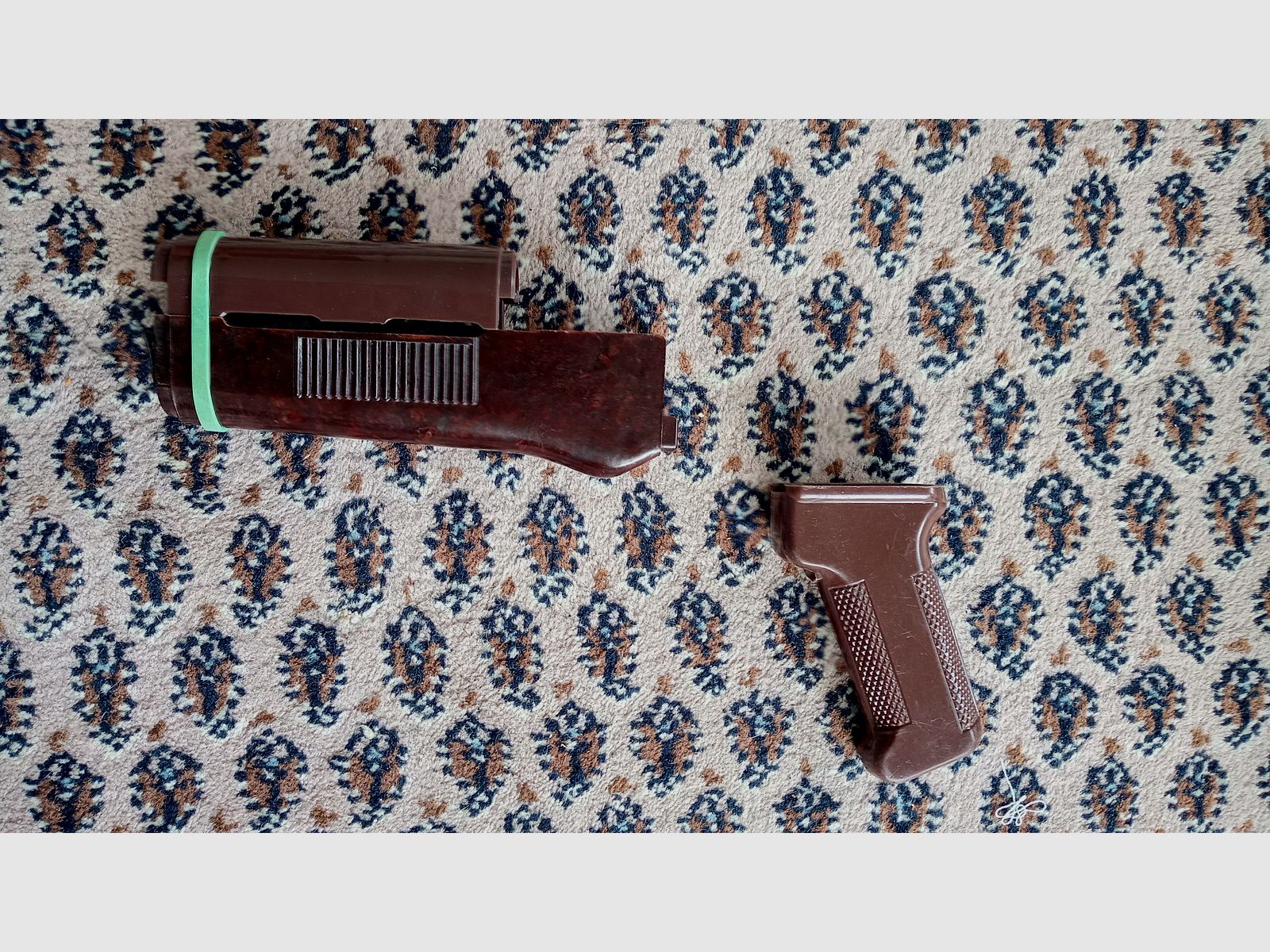 Set di protezione anteriore AKMS MPi dell'Est Germania per AKMS & AK74 DDR NVA in bakelite e plastica // montaggio indiretto anche per NEDI SDM Type 56 possibile, immagine 12 di 20