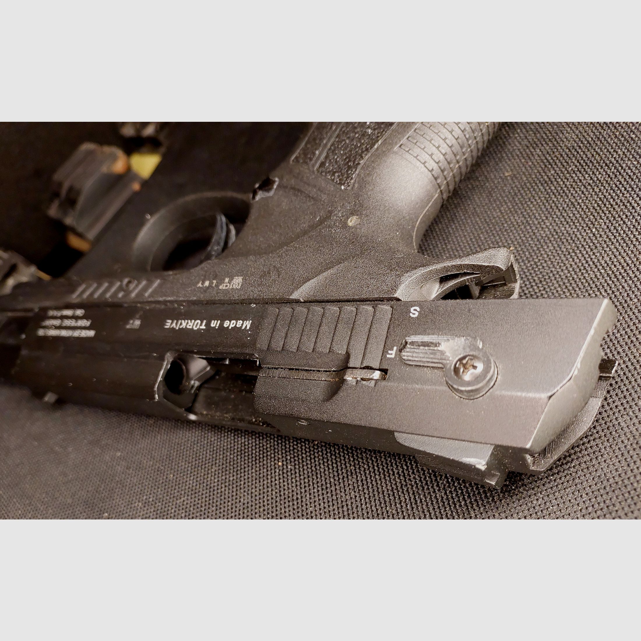 Zoraki 2918 blank firing pistol cal. 9mm P.A.K. black - old (PTB 986)