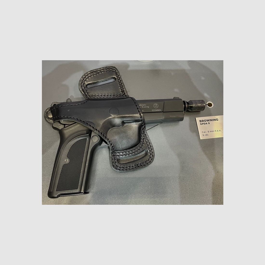 Lederholster für Walther P88, P22 (nicht die Ready), Browning GPDA9 *Rechtshänder*