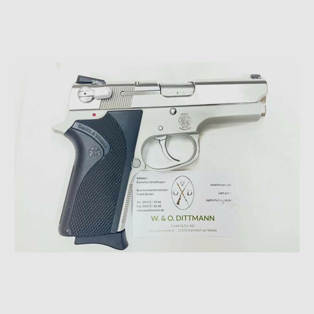 Smith & Wesson - 9mm Luger