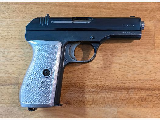 CZ 27 oder Nachfolgemodell