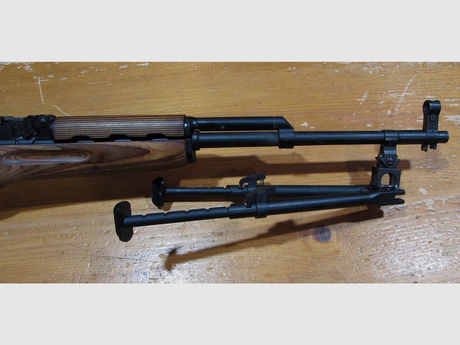 Carabina SKS Simonov 45, cal. 7,62×39, cargador de 10 disparos, bipode, buen estado, imagen 4 de 10