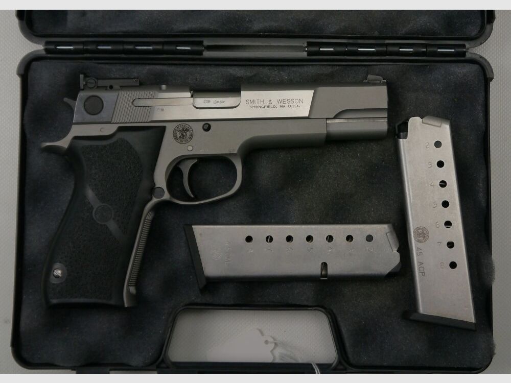 Smith & Wesson 845 .45 Target Champion Performance Center