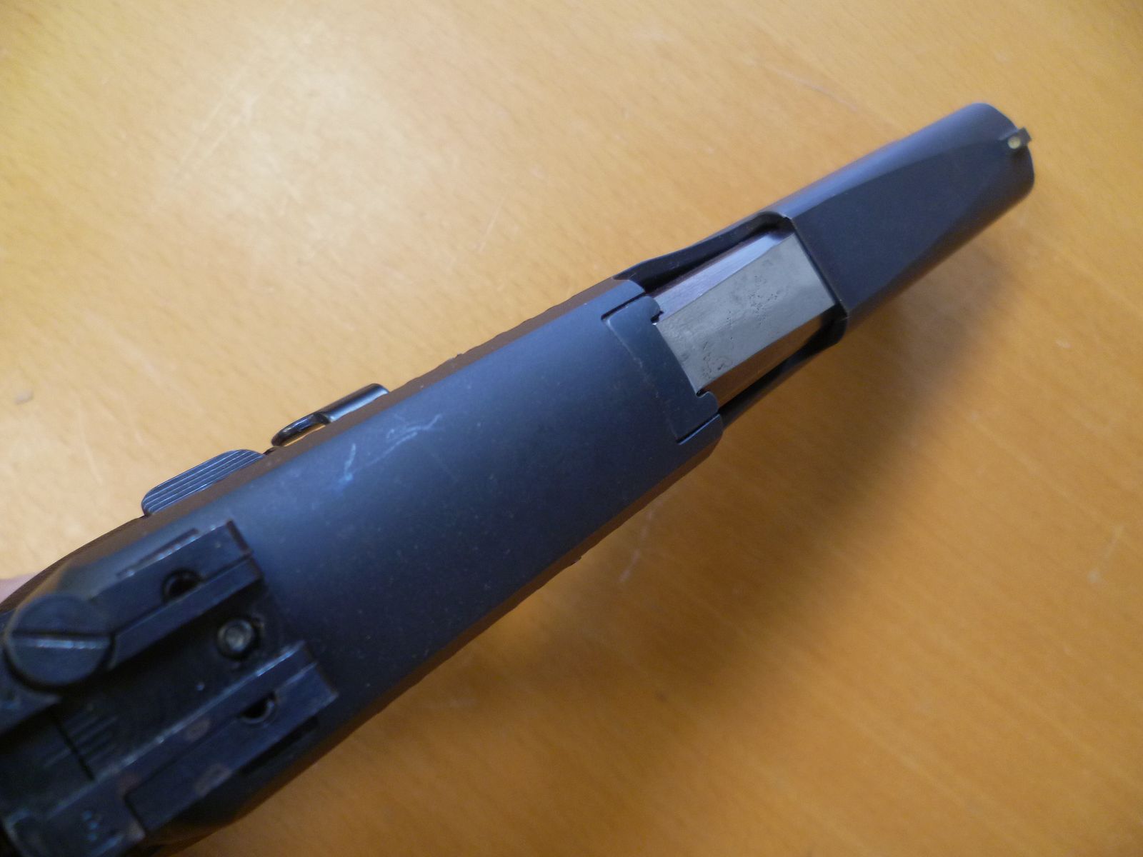 Pistool SIG Sauer P220 9mm Luger