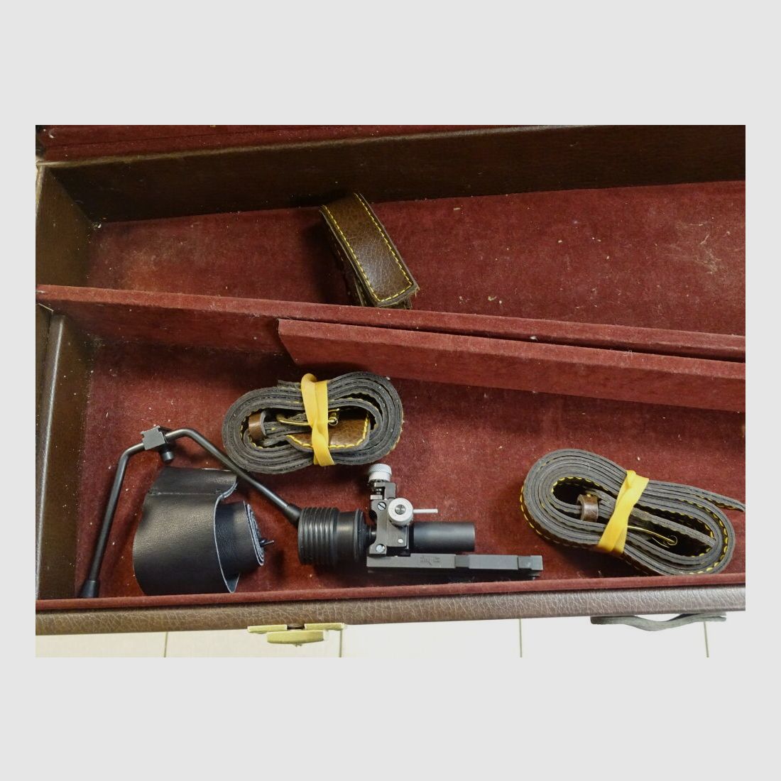 Mauser M 83 Sport Kaliber .308 Win Night Force 8-32x56 Versa Pod 83 Sport mit Lederkoffer