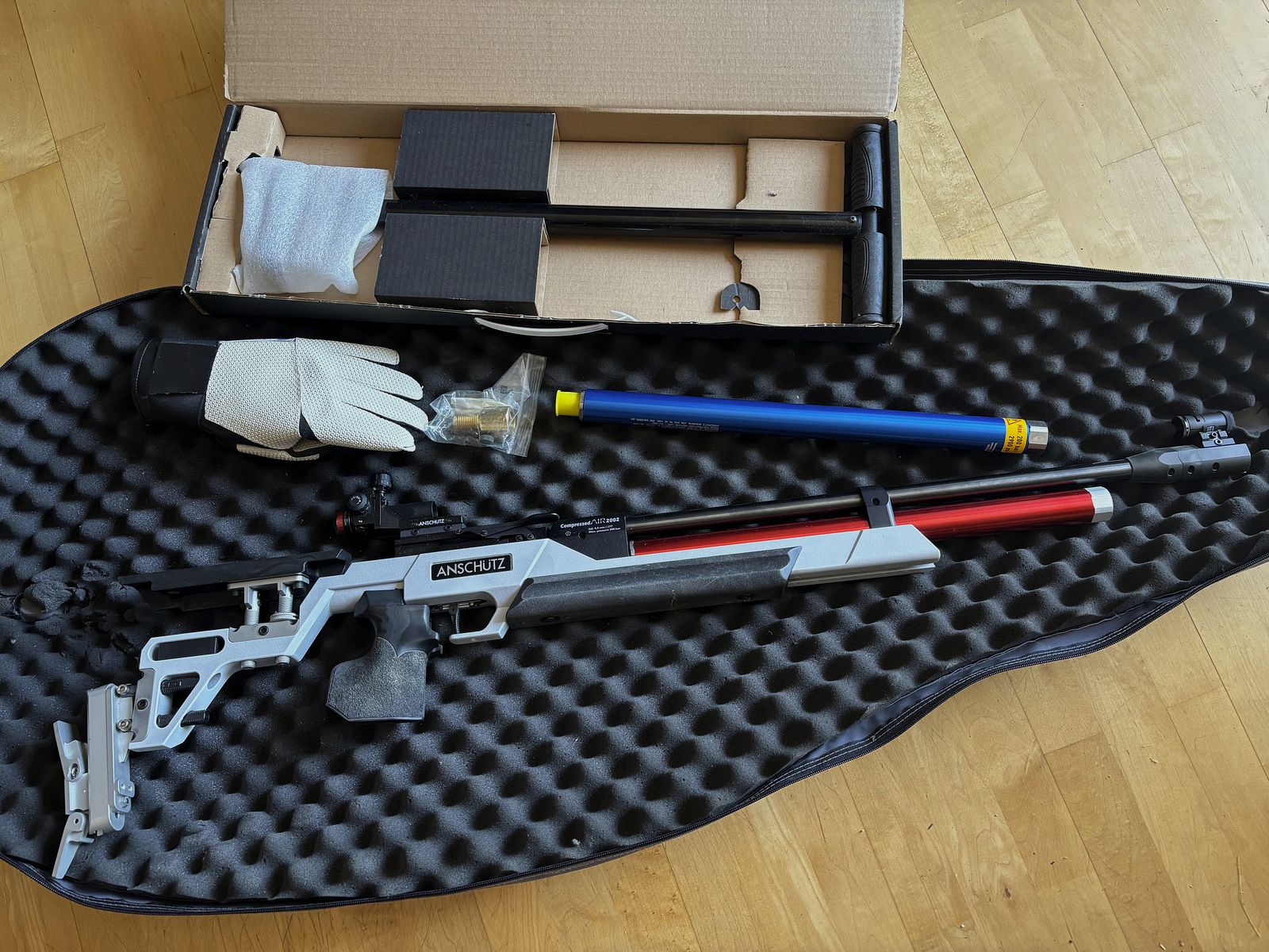 Luchtgeweer Anschütz Compressed Air 2002 - aluminium stock - incl. accessoires