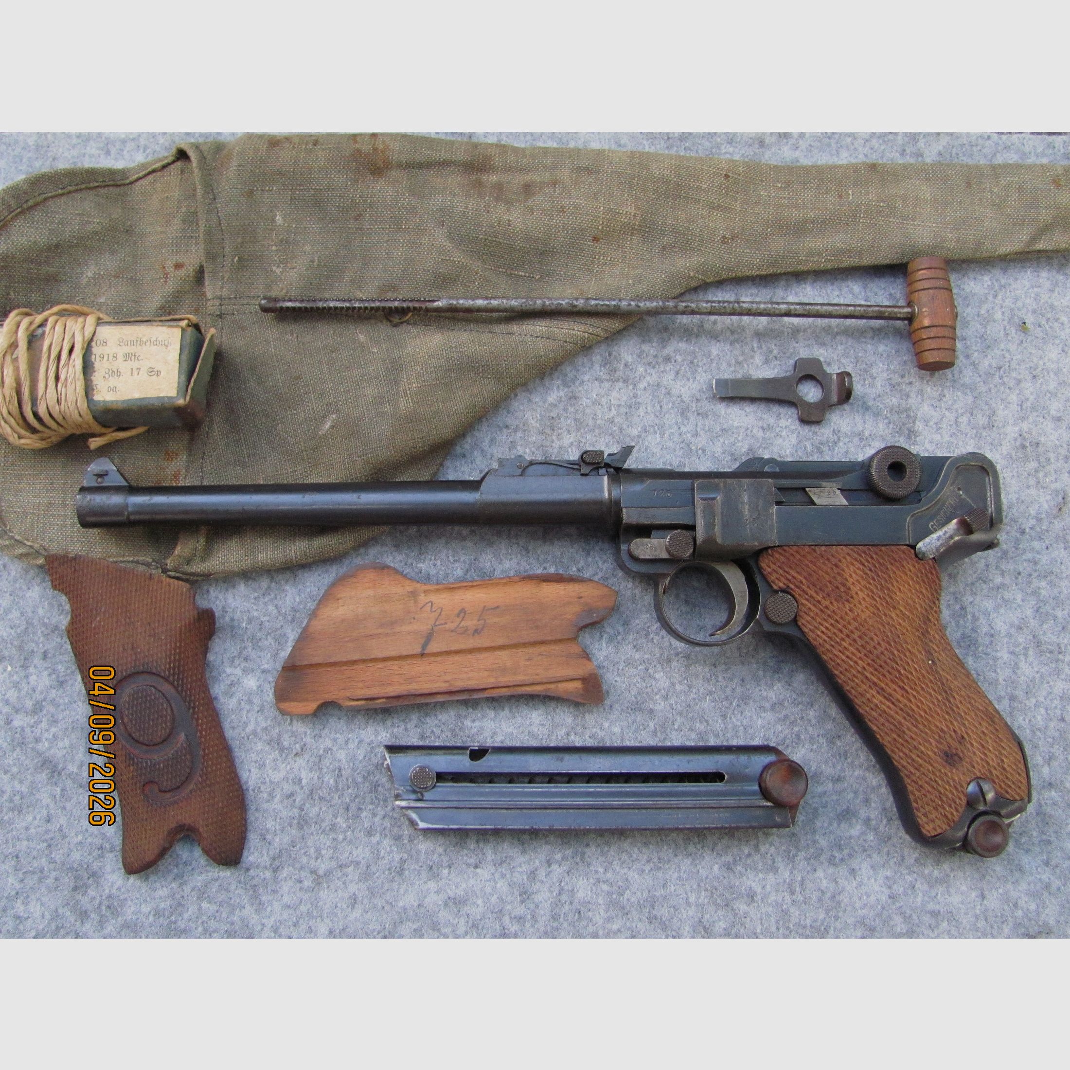 P 08 lang DWM 1917 rote 9 mit Originalzubehör und Stofftasche für Flieger, Zeppelin, Ballon, Panzer A7V