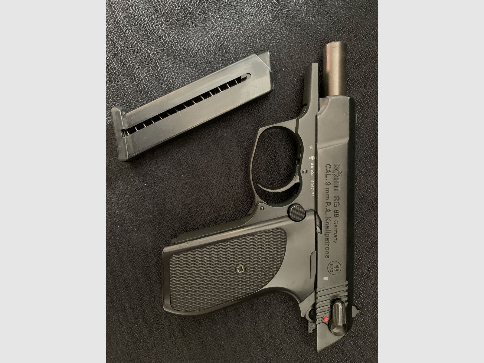Röhm RG 88 9mm P.A.K. PTB 670
