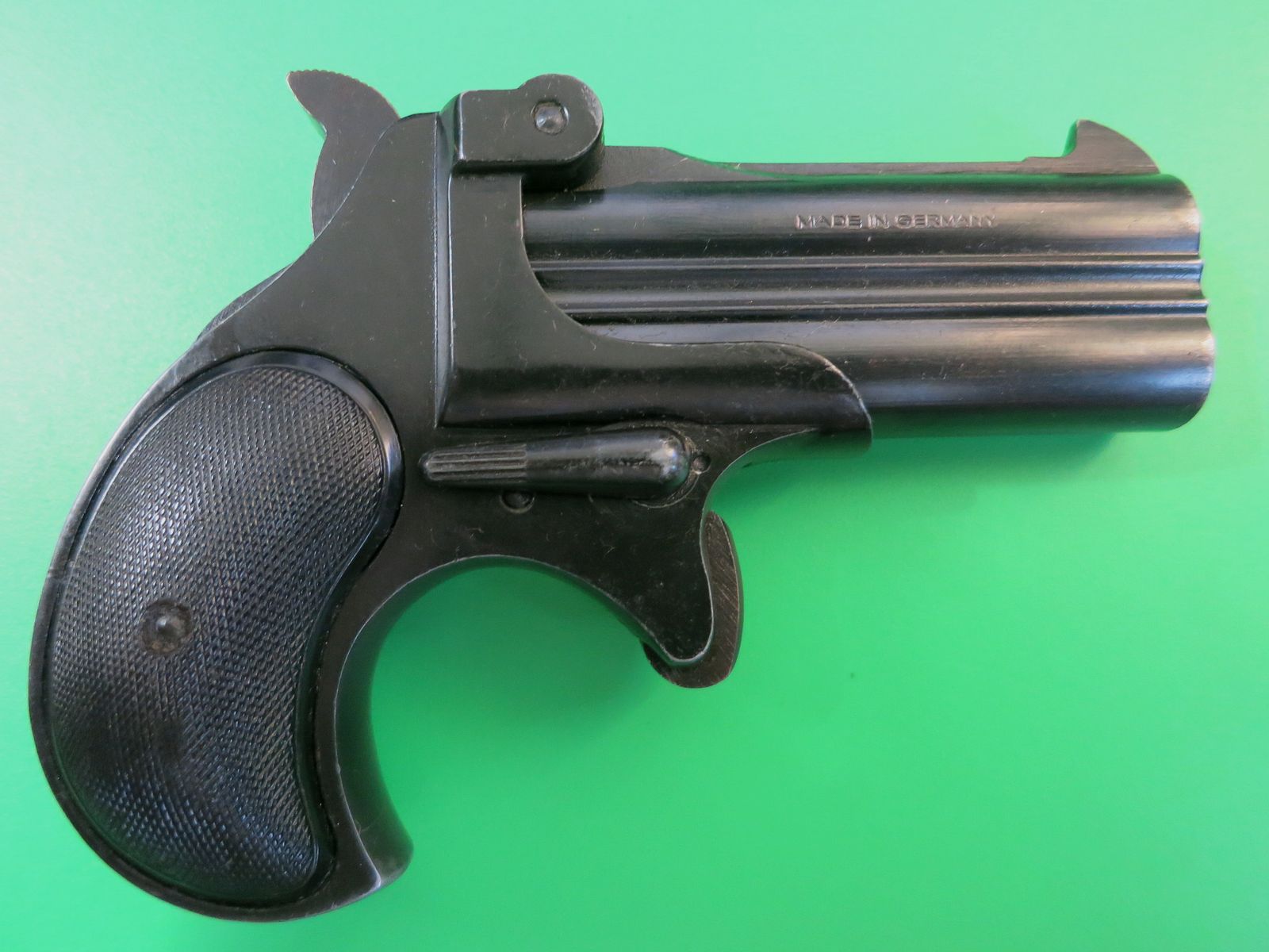 RÖHM RG17 Derringer, .38 Special, disparo de remate + caza de trampas #82