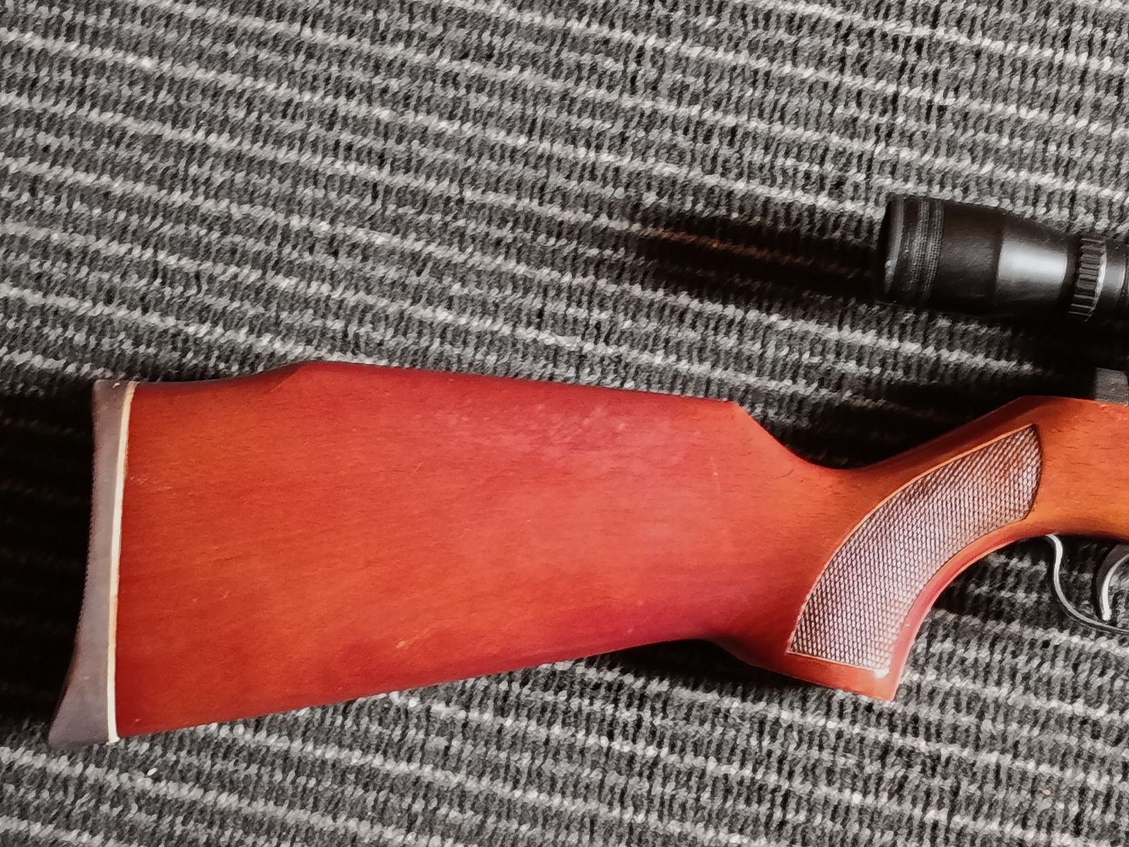 DIANA 35