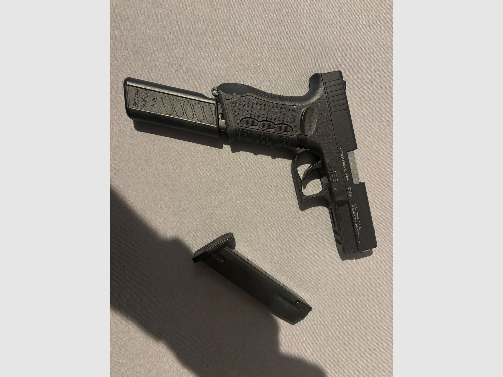 Zoraki 917 pistolet d'alarme 9mm P.A.K. - noir