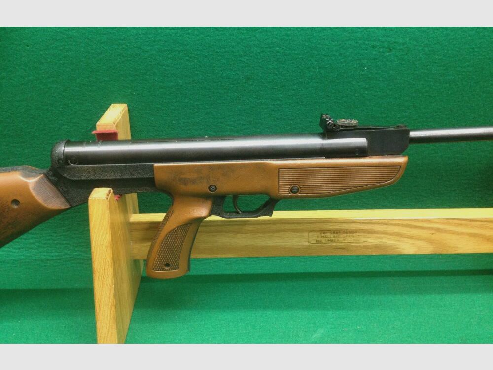 GAMO Luftgewehr Modell "GAMO-68"