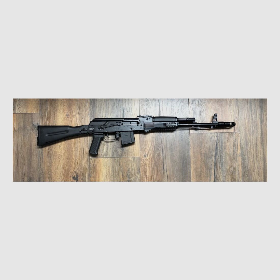 Izhmash Saiga MK 102 - sportlich zugelassen! - halbautom. Büchse .223Rem 415mm Lauflänge - Polymer Klappschaft - - zivile Version - System AK74 AK47 AK101