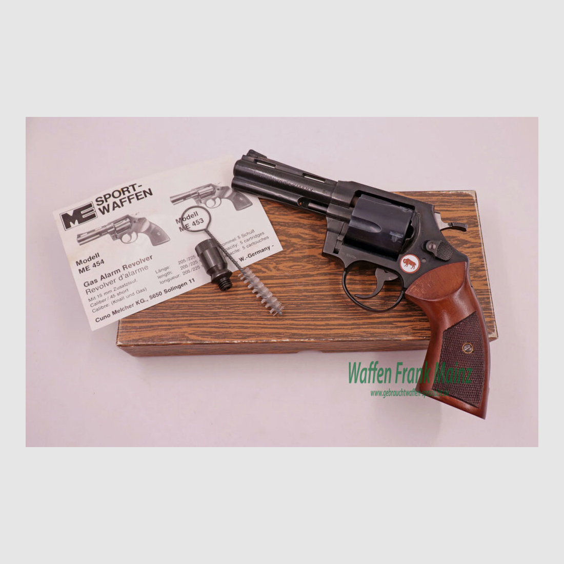 Melcher Cuno, Solingen Mod. ME 454 .45 corto bang