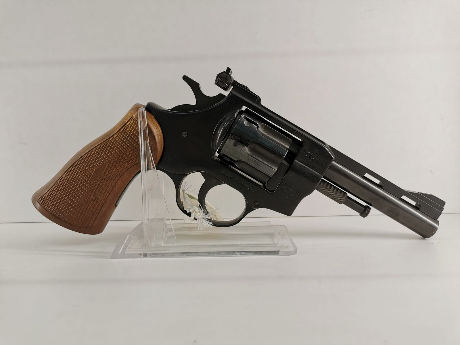 Revolver Arminius HW 4 / 4″, Cal. 4 mm M20, image 2 sur 2